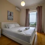 Avatonblue Nafplio Vivári