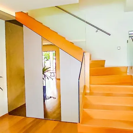 Avatonblue Nafplio Vivári