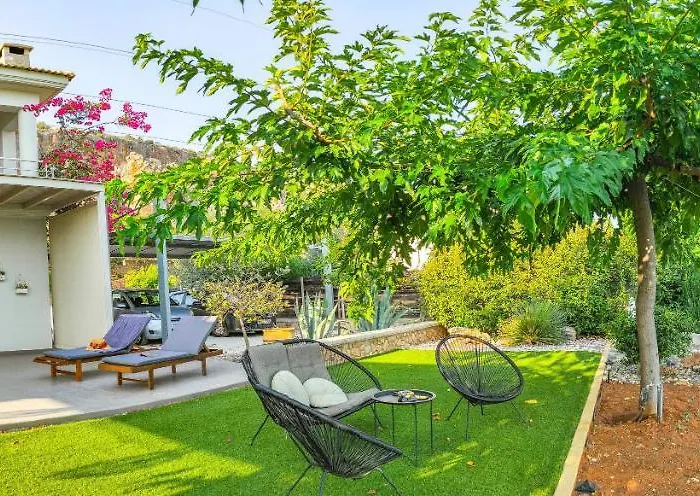 Avatonblue Nafplio * Vivári