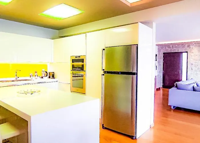 Avatonblue Nafplio *