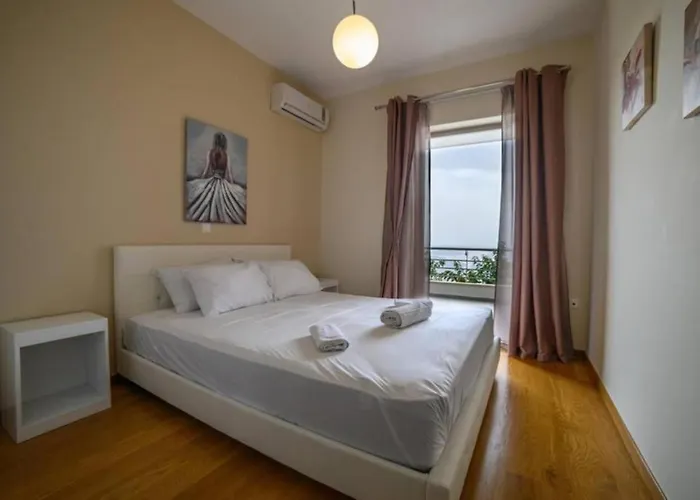 Avatonblue Nafplio Vivári